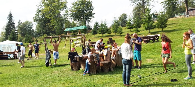 Petrece 1 Mai în natură